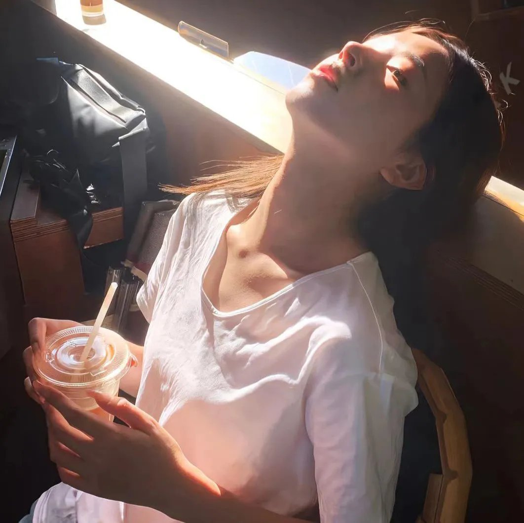 极乐夜生活